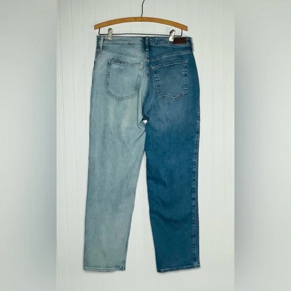 Hollister Two Tone Ultra High Rise Stacked Vintage Straight Jeans - Picture 7 of 8